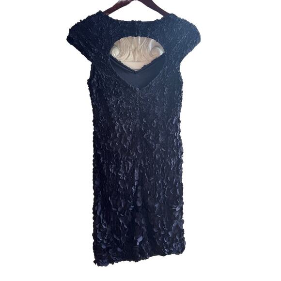 THEIA Navy Blue Beaded Petal Appliqué Dress Size 4 EUC $695 MSRP - Picture 2 of 15